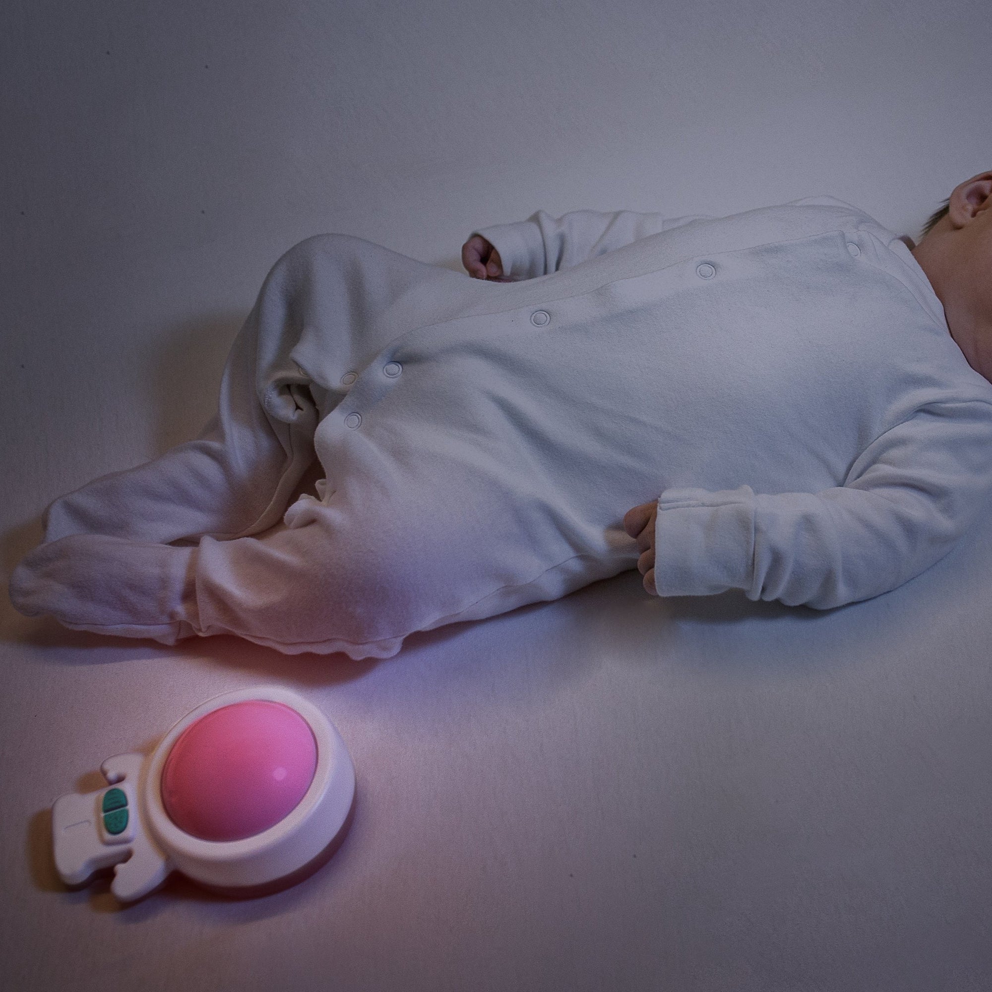 Zed The Vibration Sleep Soother and Nightlight - Sleep Tight Babies Zed The Vibration Sleep Soother and Nightlight - Sleep Tight Babies